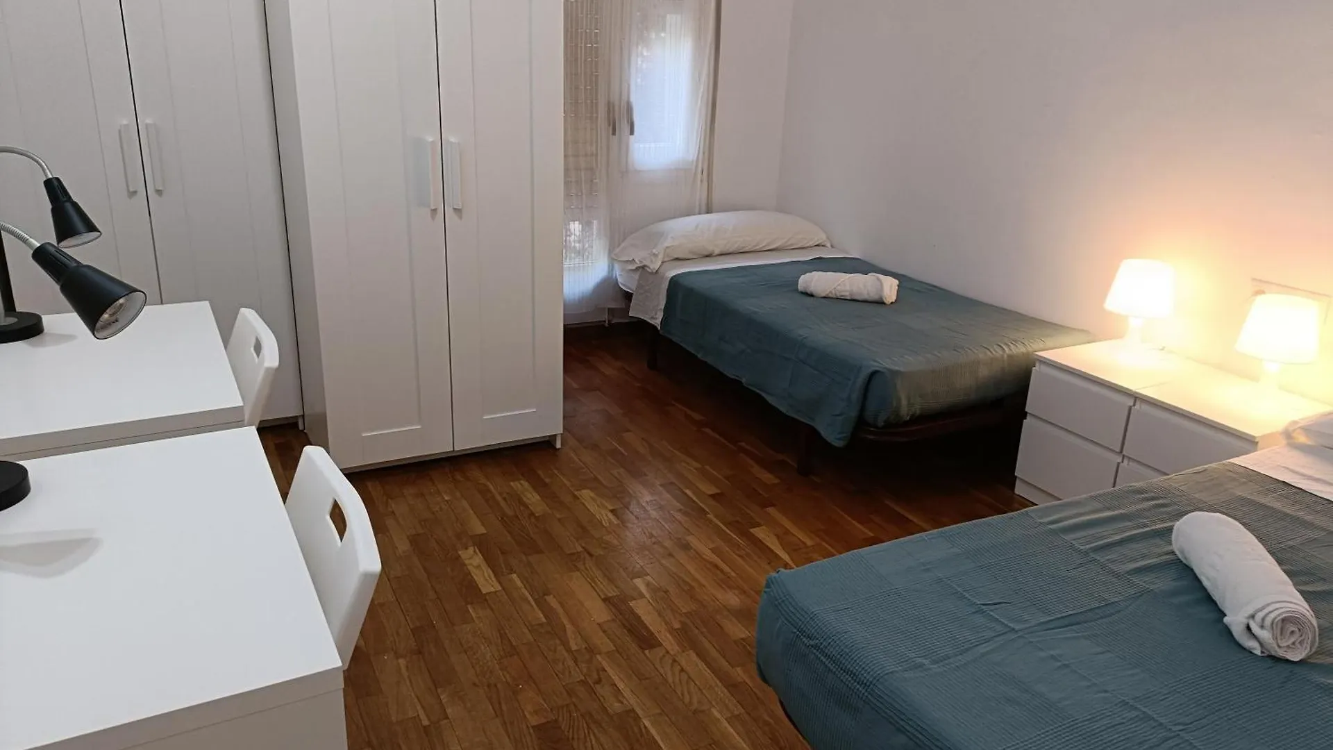 Sant Jordi Pisos - Consell De Cent Apartment Barcelona 0*,  Spain