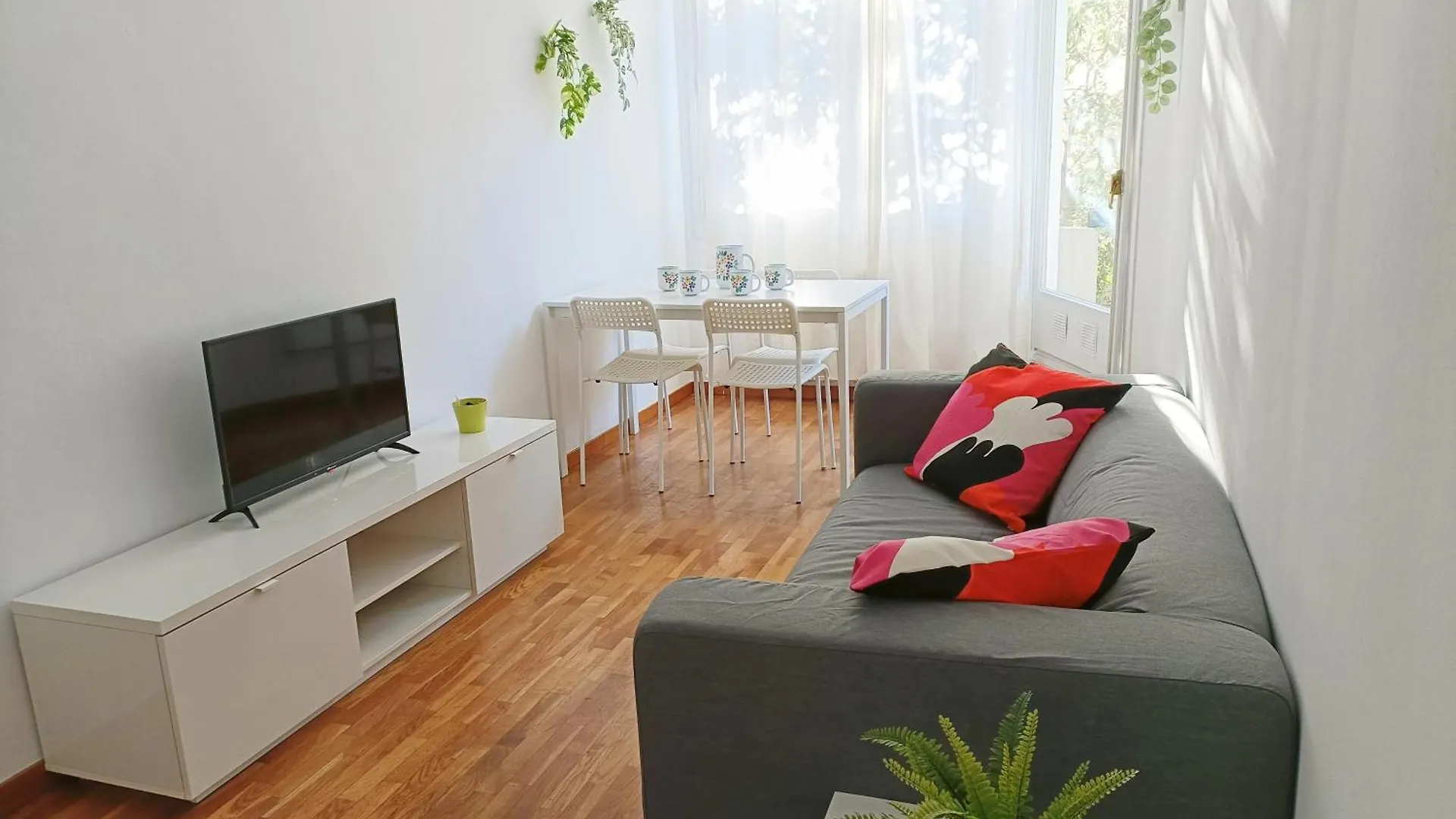 Sant Jordi Pisos - Consell De Cent Apartment Barcelona